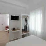 Hora Seaside Apartment