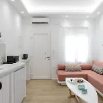 Hora Seaside Apartment *