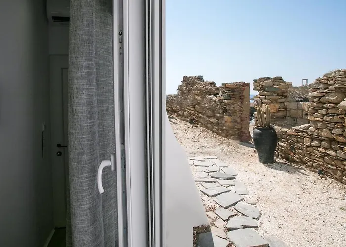 Hora Seaside דירה